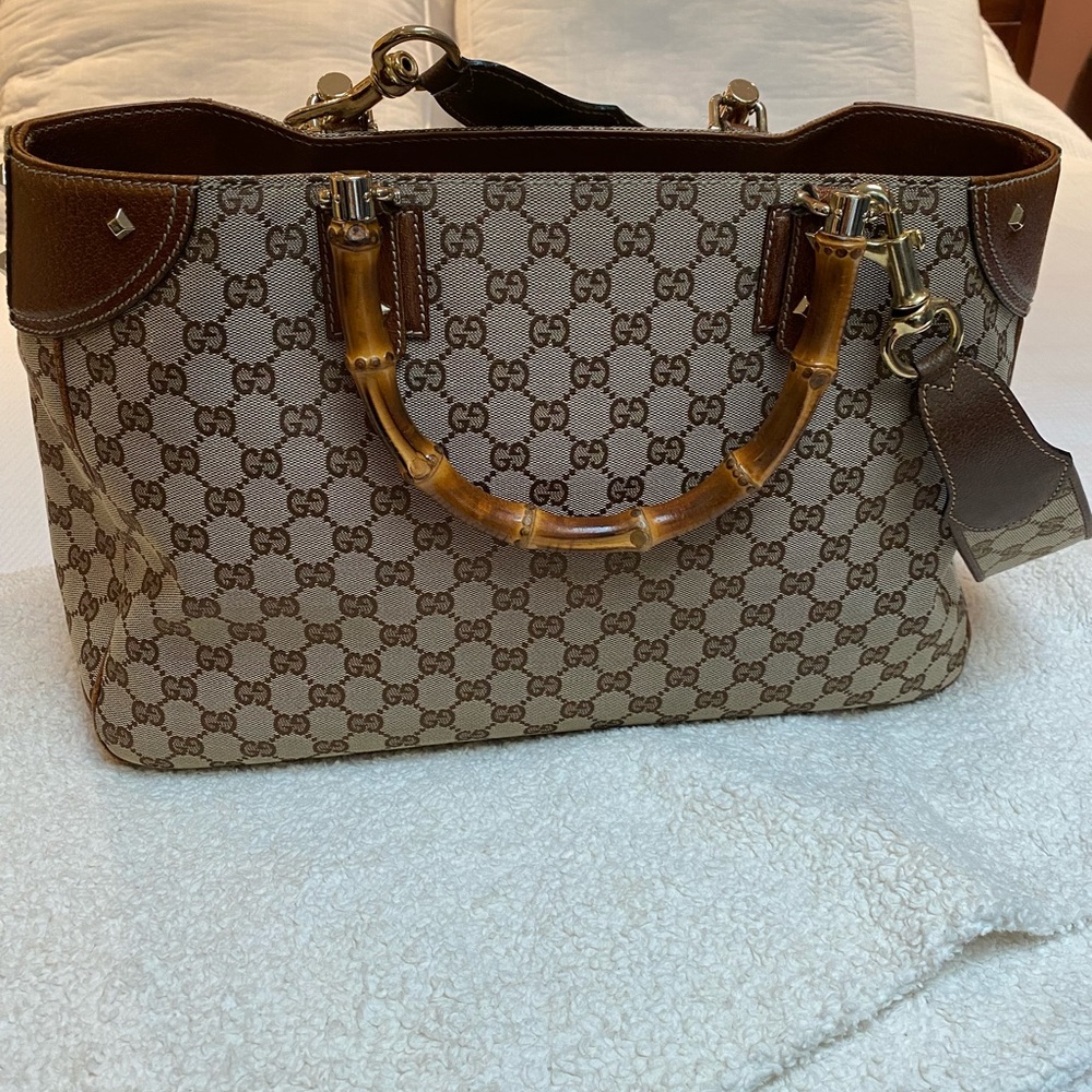Gucci Logo Bamboo Shopper Tote w/ Shoulder Strap - Picture 2 of 14